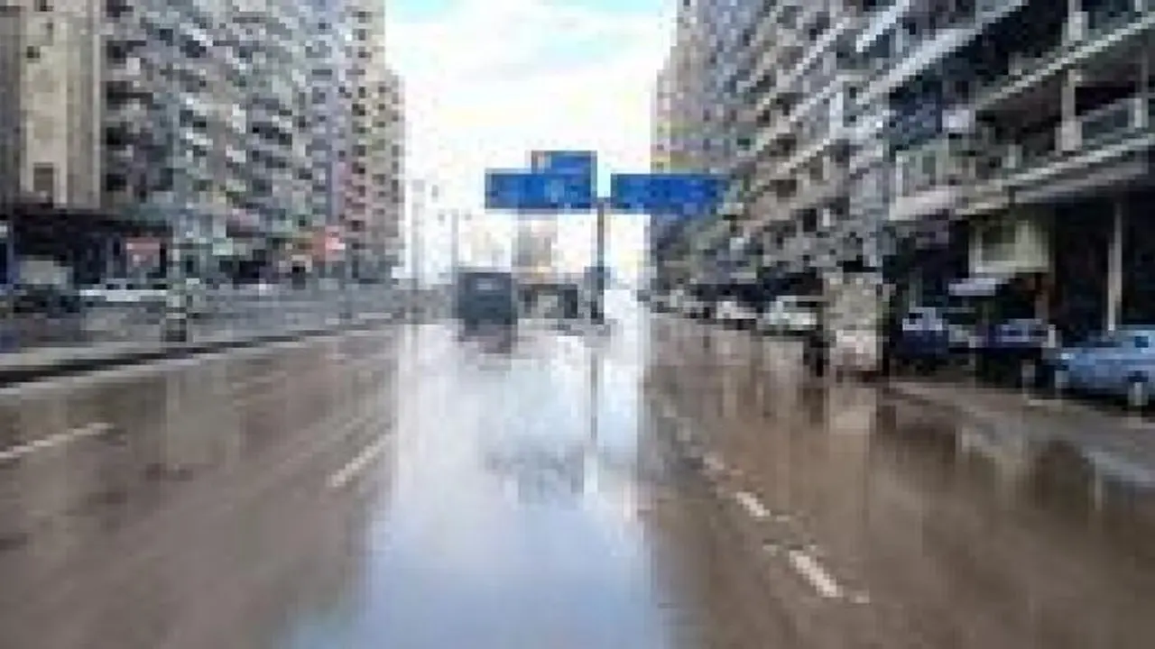 عاصفة نوة الشمس.. تقلبات جوية تضرب الإسكندرية مع بداية شهر رمضان المبارك